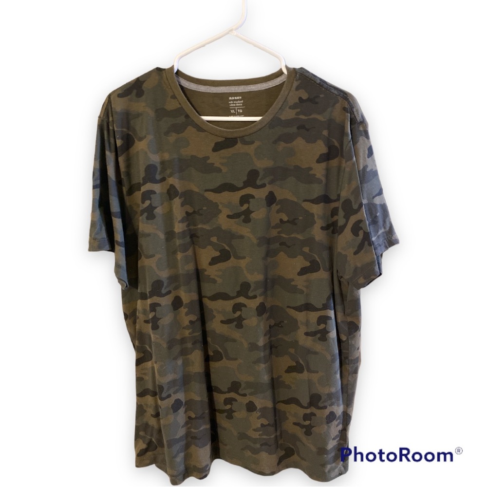 Old Navy Soft washed extra large camo T-shirt